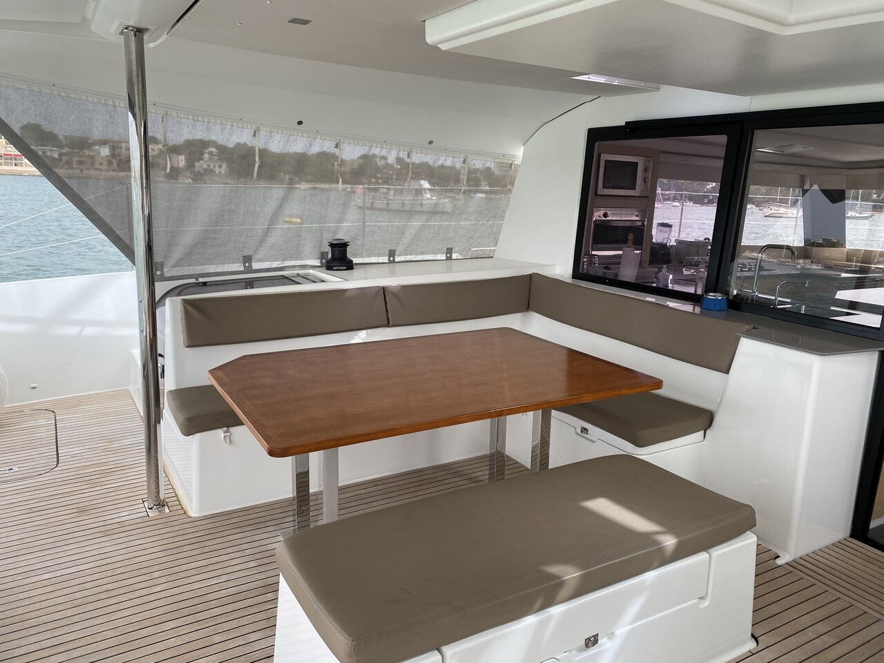 Fountaine Pajot Saba 50 - 4 + 2 cab. — photo 9