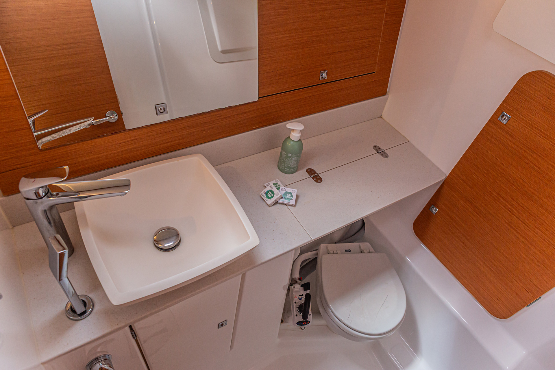Dufour 360 GL — photo 8
