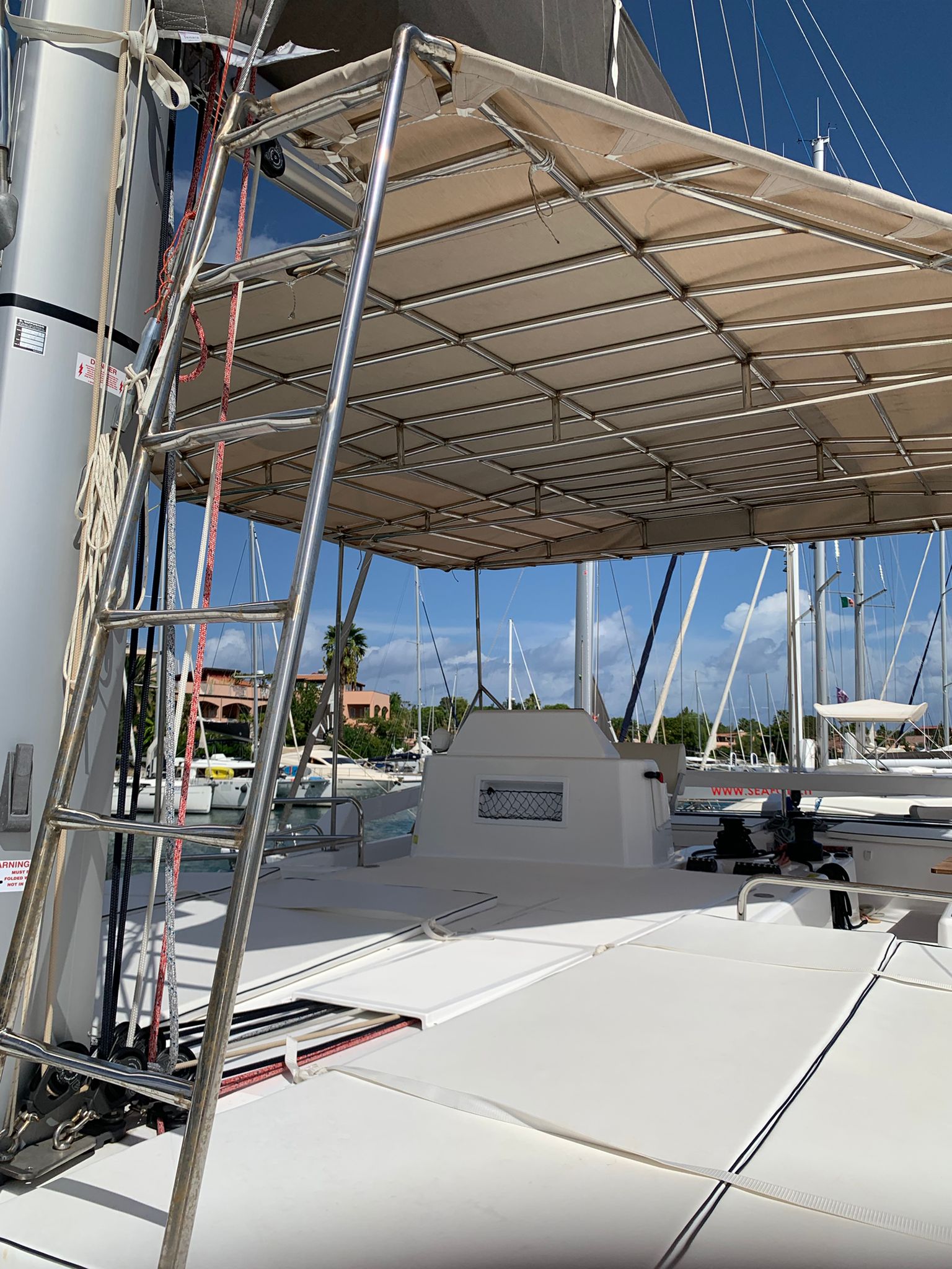 Dufour 48 Catamaran - 5 + 1 cab. — photo 12