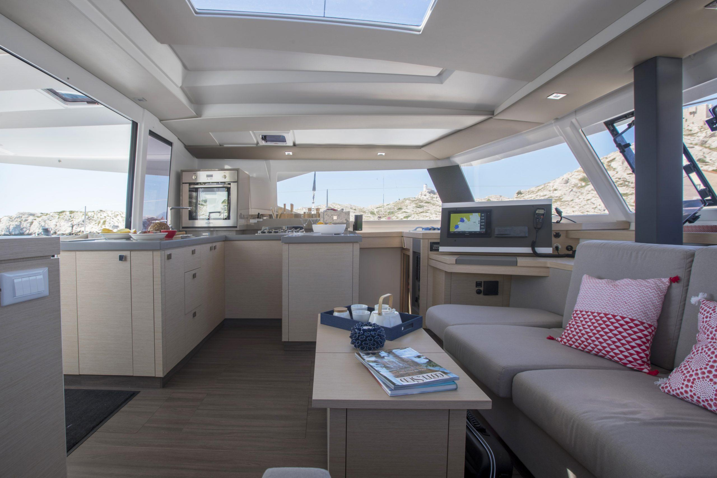 Fountaine Pajot Astrea 42 - 4 + 2 cab. — photo 4