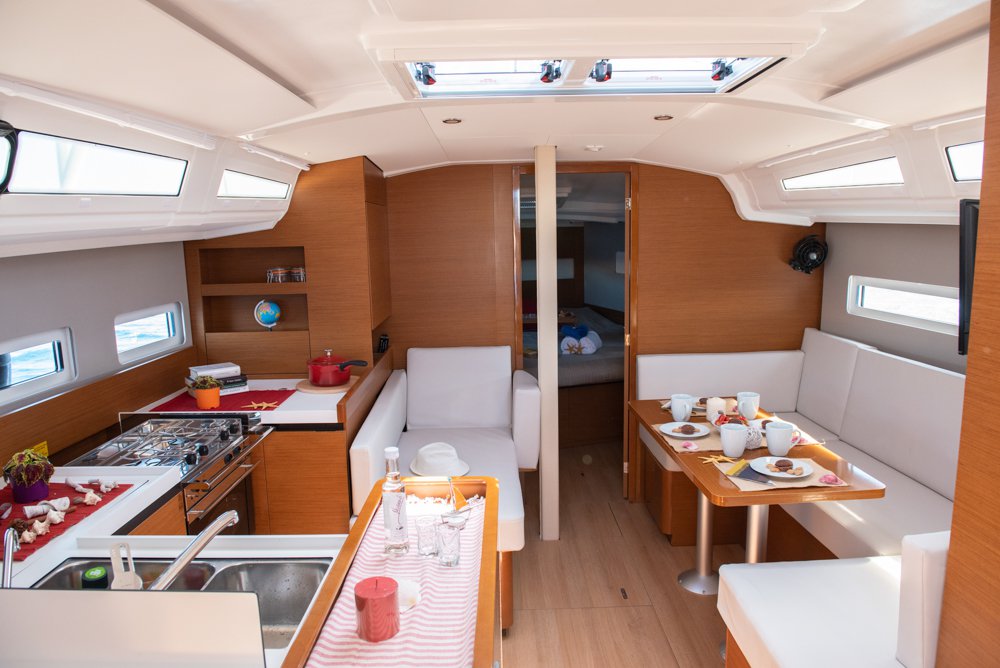 Sun Odyssey 410 - 3 cab. — photo 37