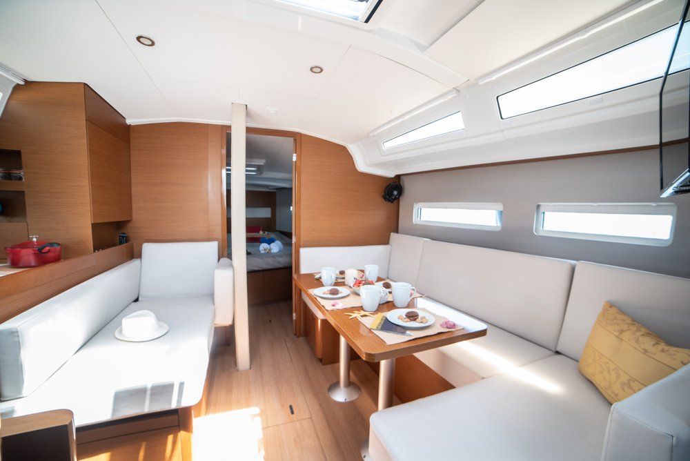 Sun Odyssey 410 - 3 cab. — photo 40