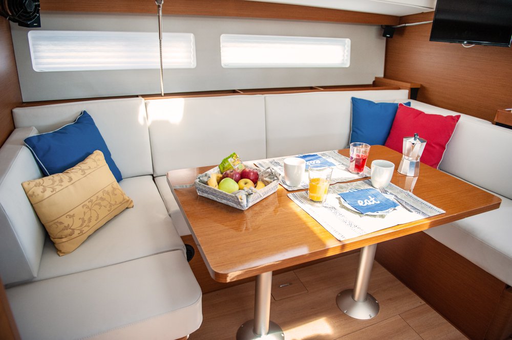 Sun Odyssey 490 - 4 + 1 cab. — photo 20