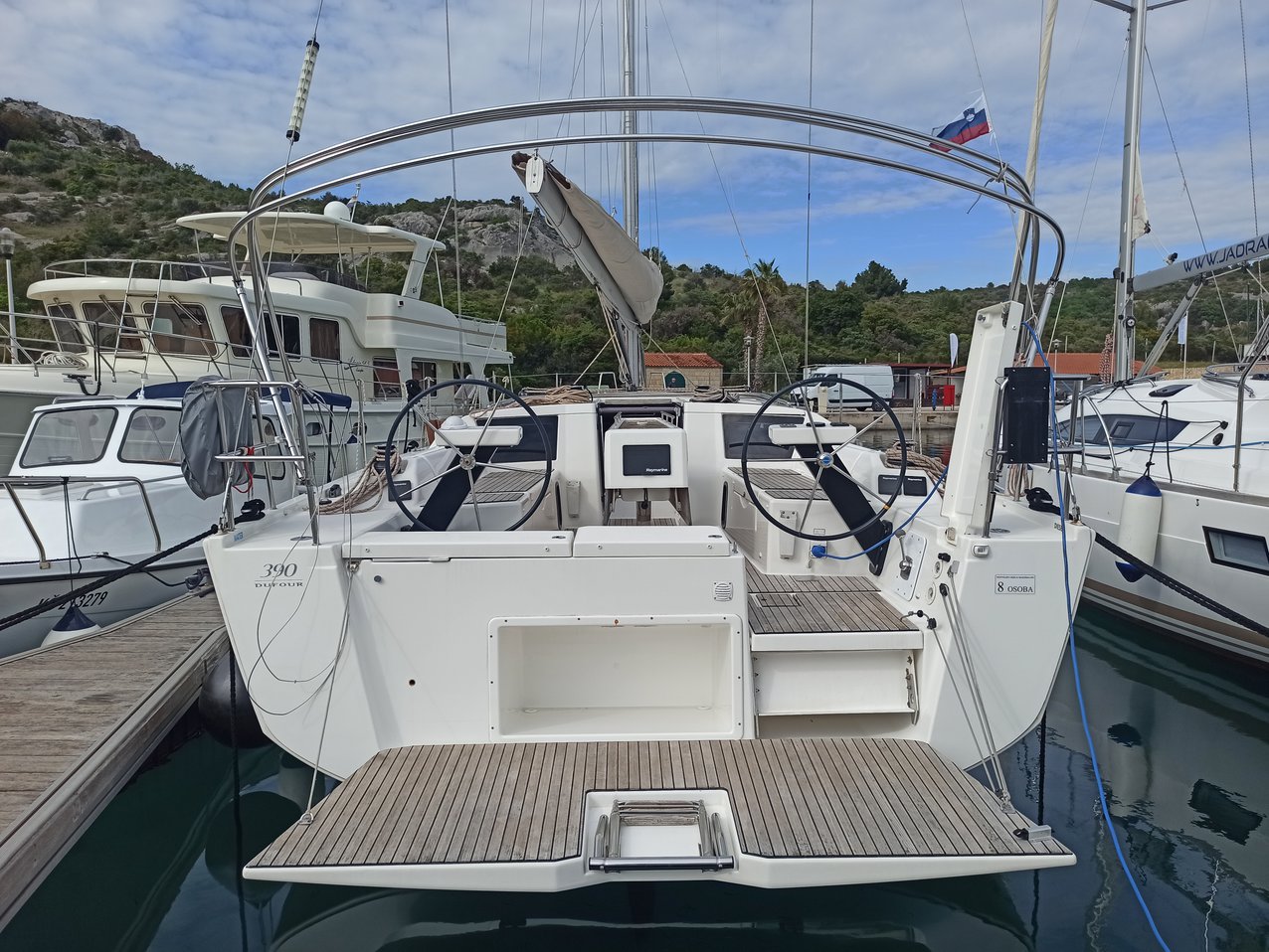 Dufour 390 GL — photo 11