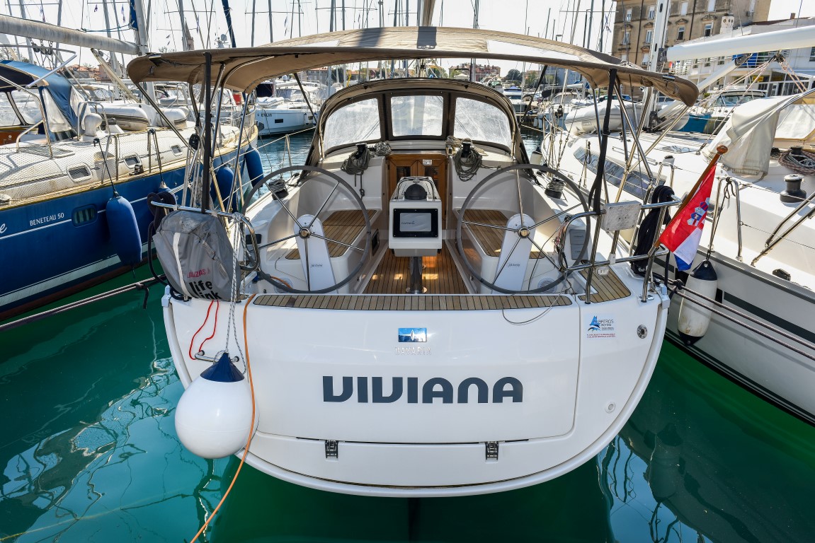 Bavaria Cruiser 37 - 3 cab. — photo 1