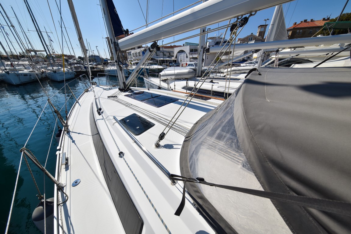 Bavaria Cruiser 37 - 3 cab. — photo 5