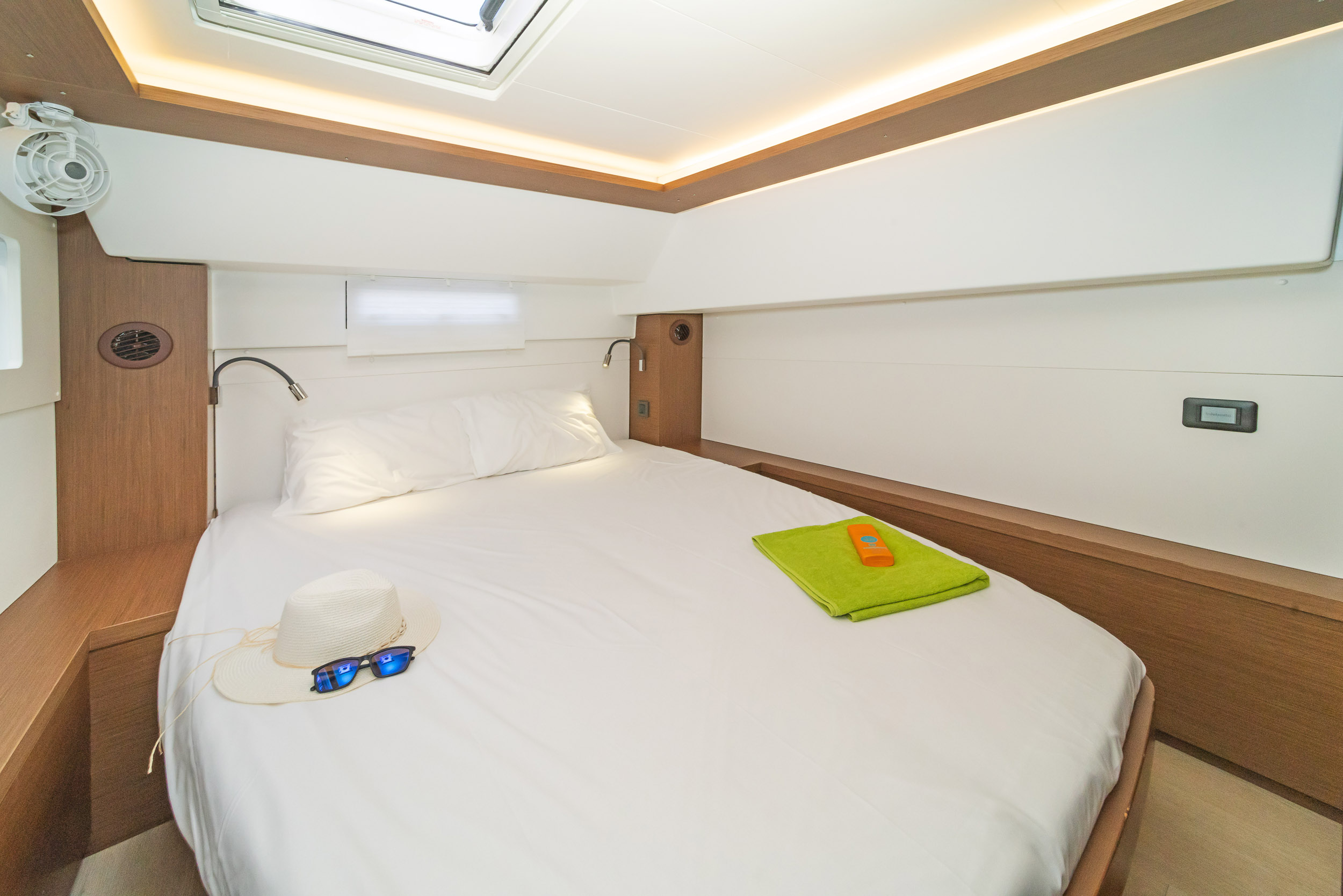 Lagoon 46 - 4 + 2 cab. — photo 11