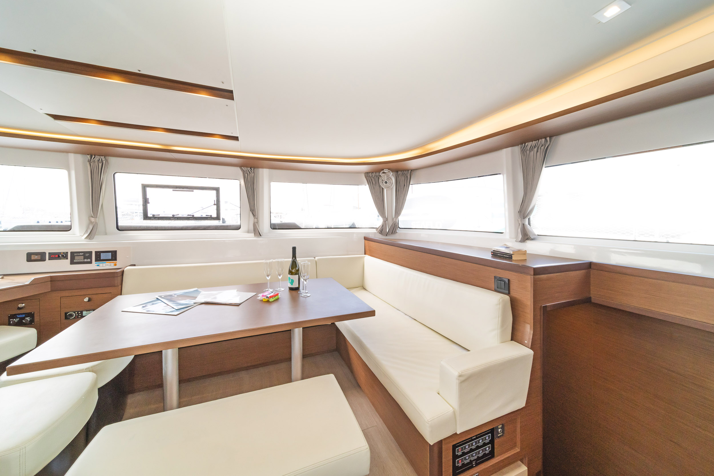 Lagoon 46 - 4 + 2 cab. — photo 13