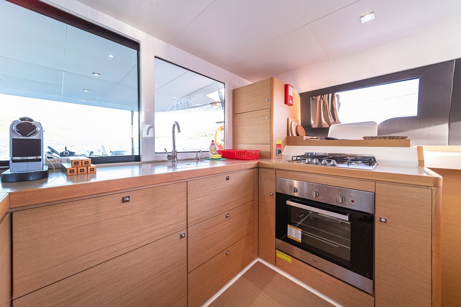 Dufour 48 Catamaran - 5 + 1 cab. — photo 15