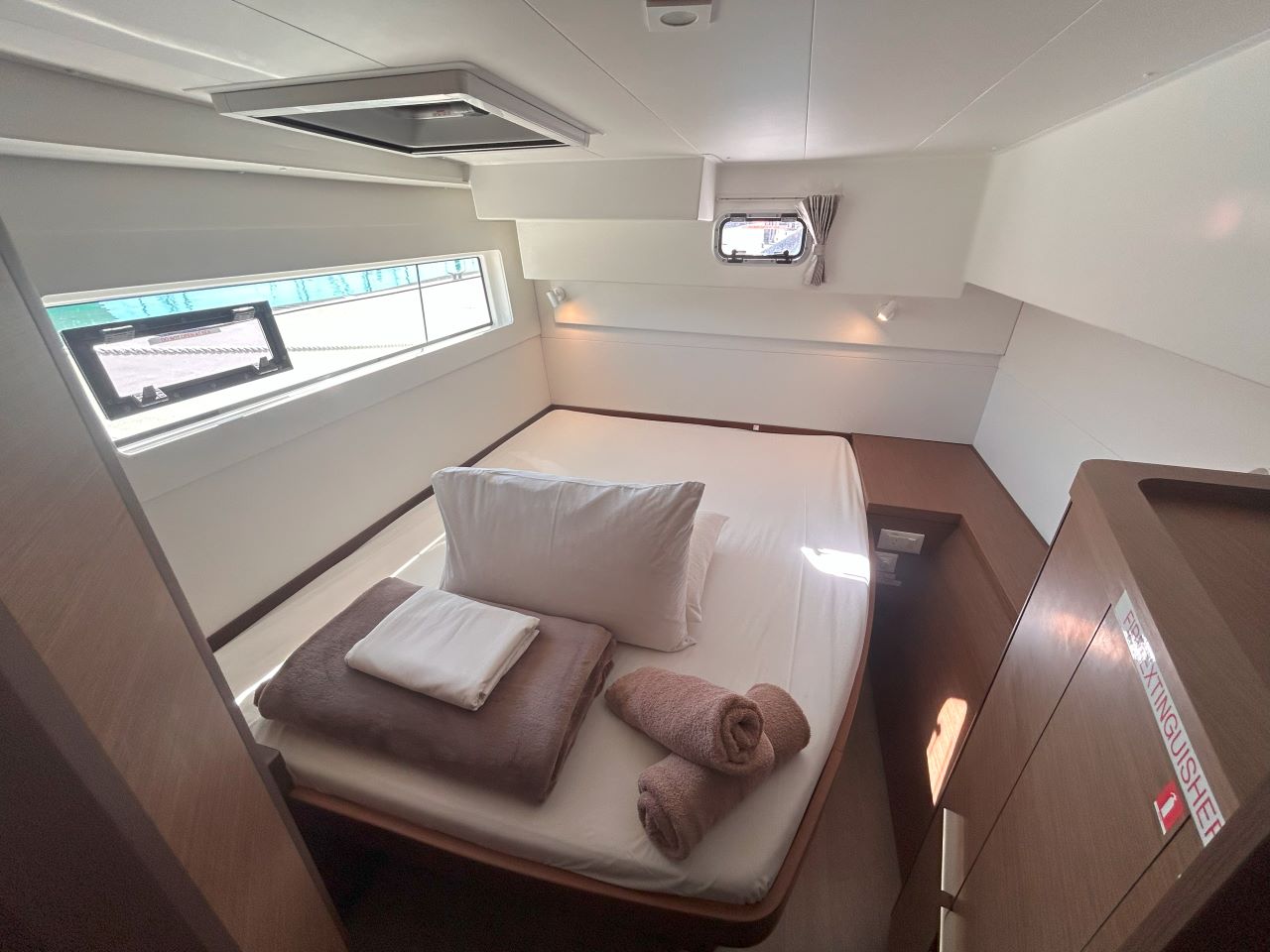 Lagoon 40 - 4 cab. — photo 10