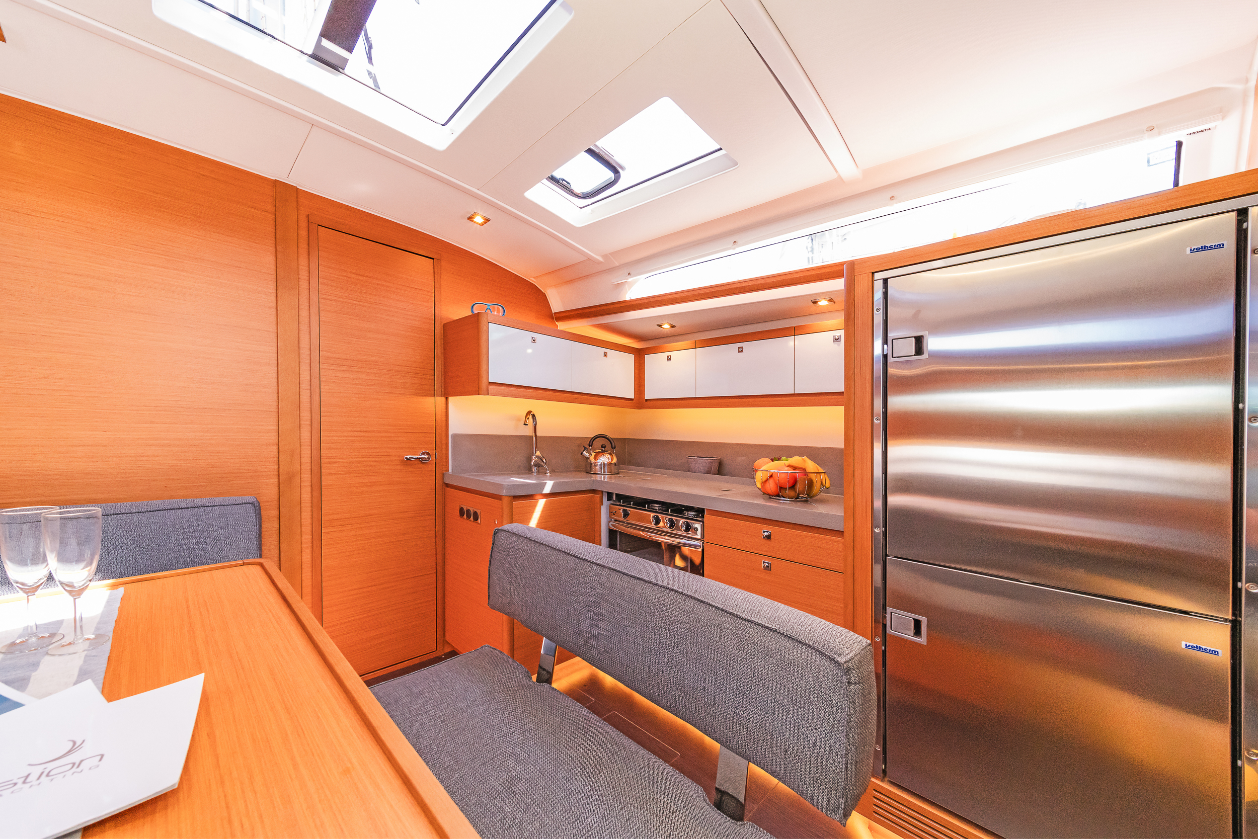 Dufour 470 - 5 cab. — photo 9
