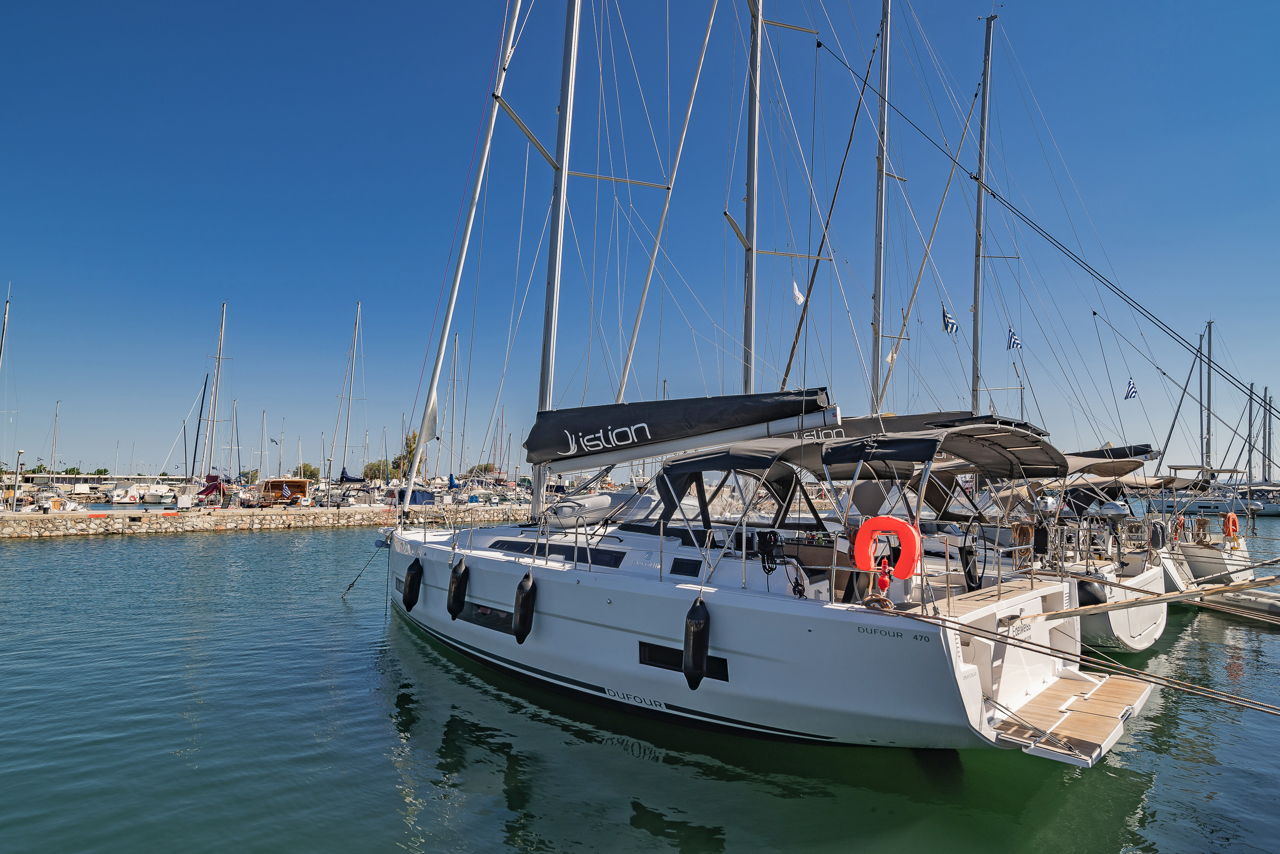 Dufour 470 - 5 cab. — photo 14