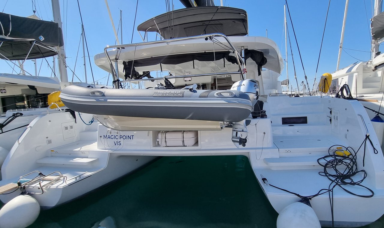 Lagoon 46 - 4 + 2 cab. — photo 4