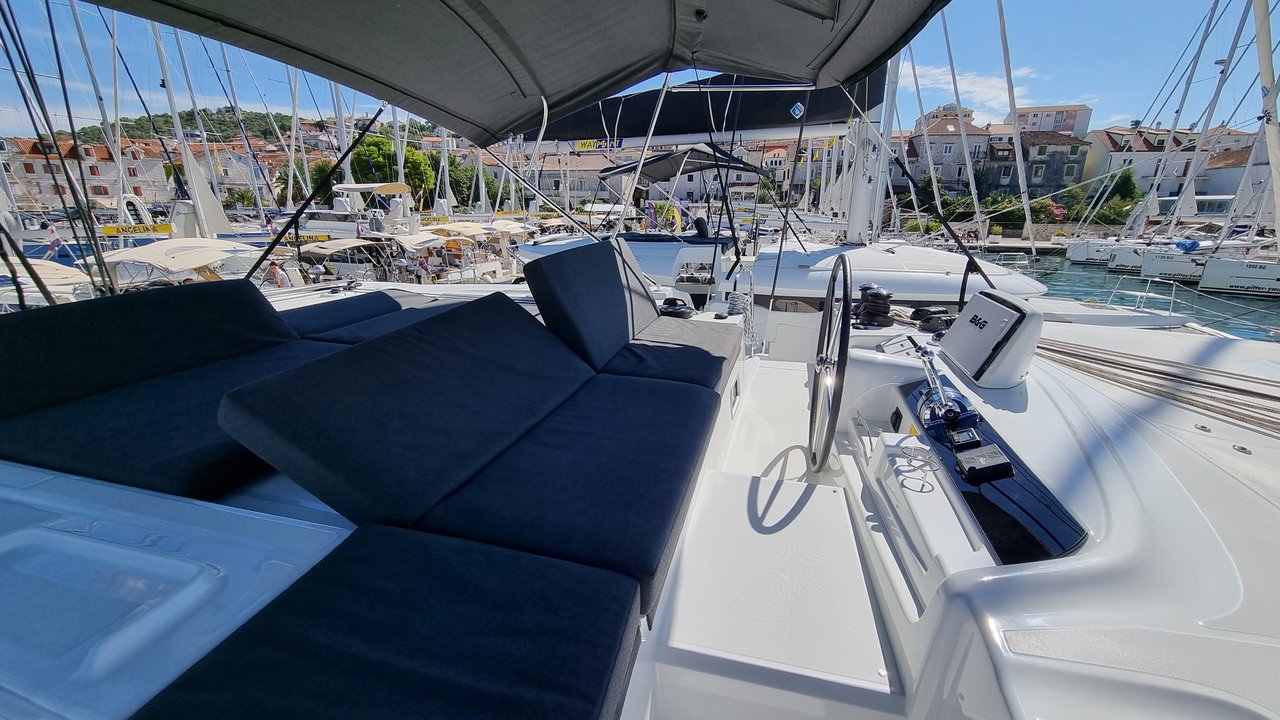 Lagoon 46 - 4 + 2 cab. — photo 7