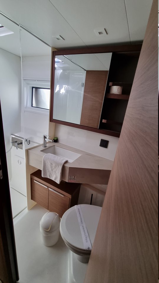 Lagoon 46 - 4 + 2 cab. — photo 22