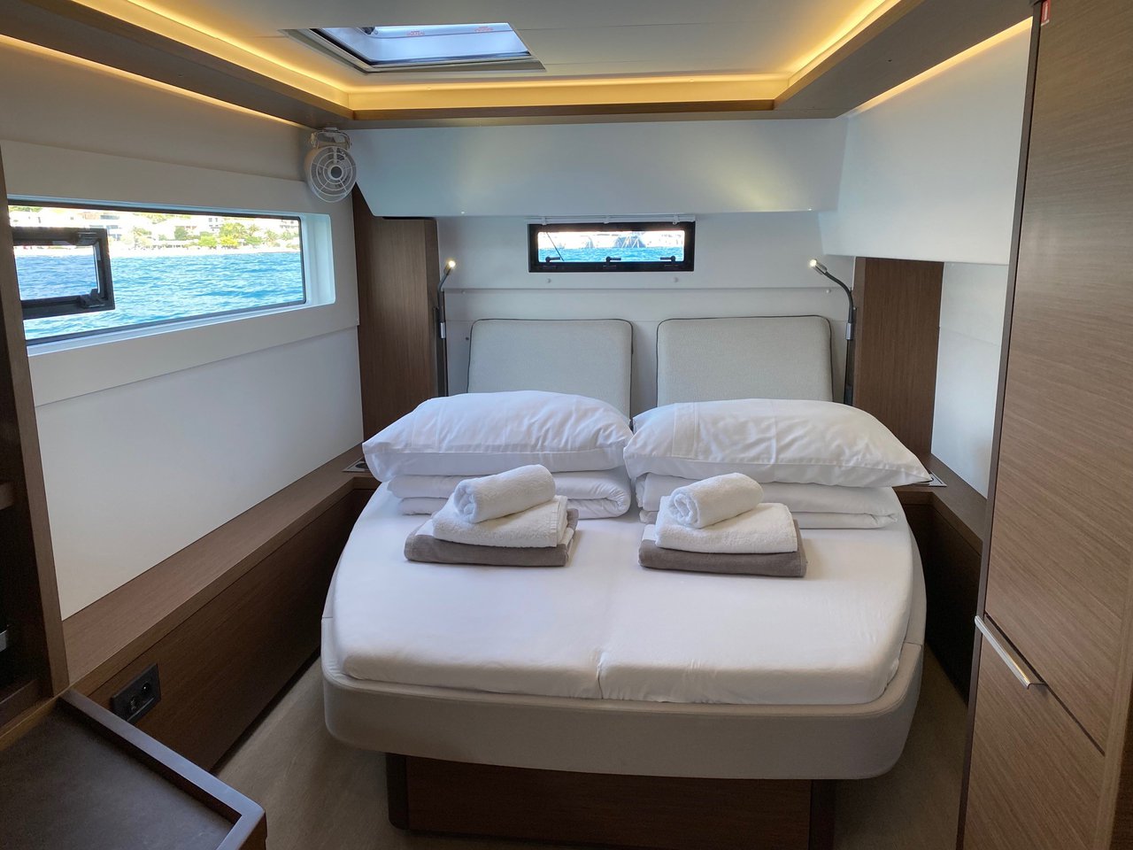 Lagoon 46 OW - 3 + 2 cab. — photo 10