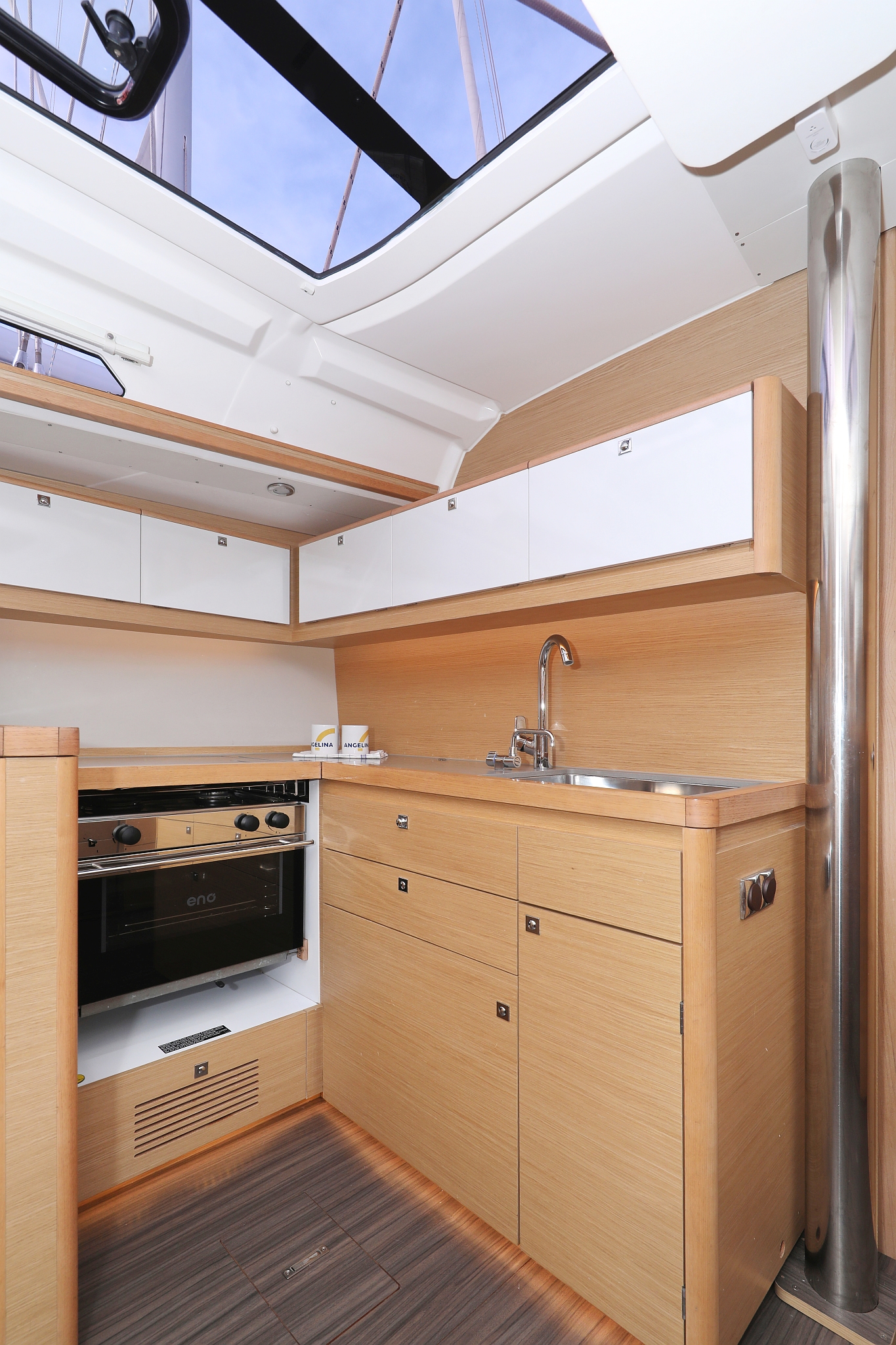 Dufour 430 - 3 cab. — photo 20