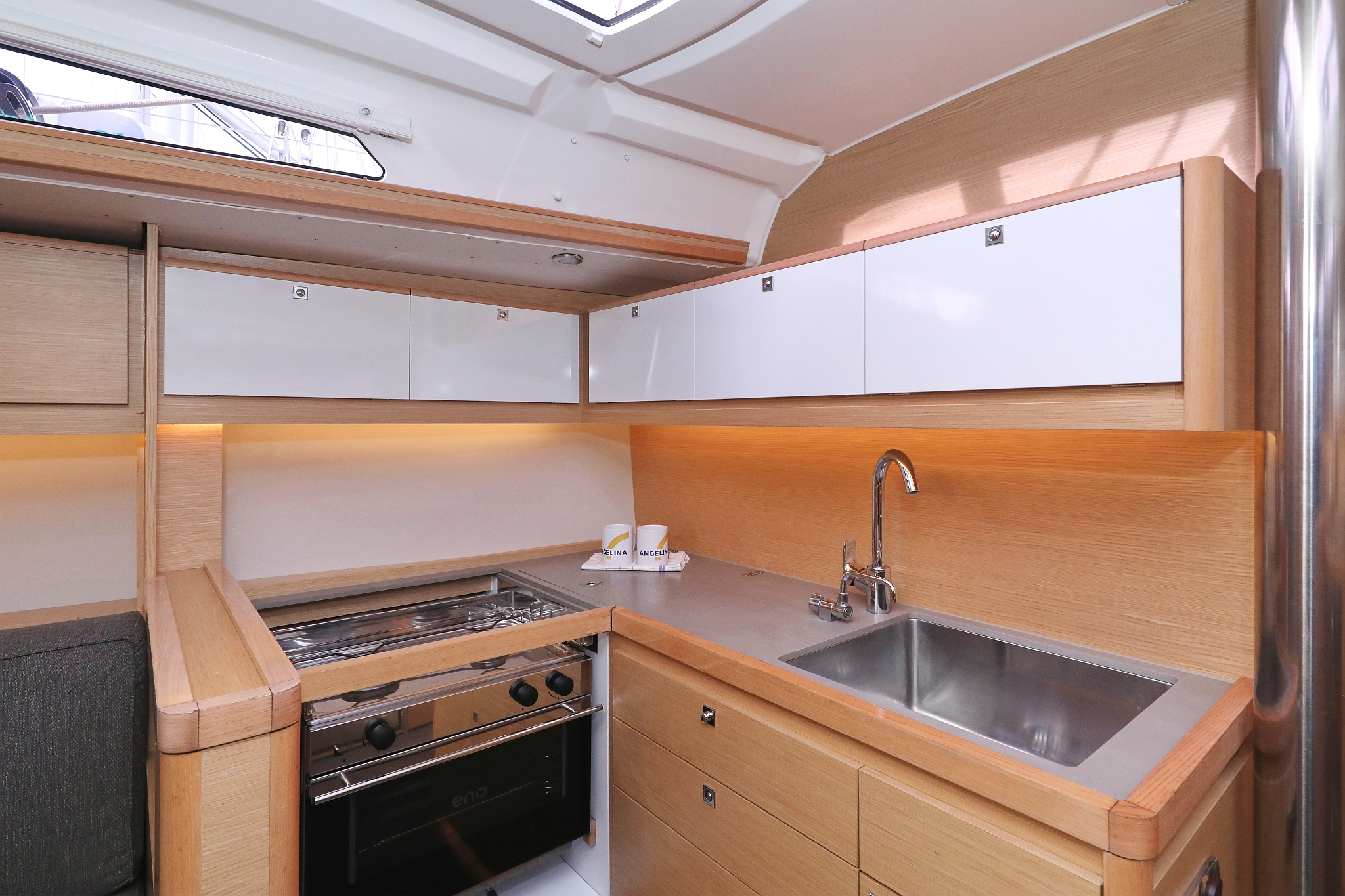 Dufour 430 - 3 cab. — photo 21