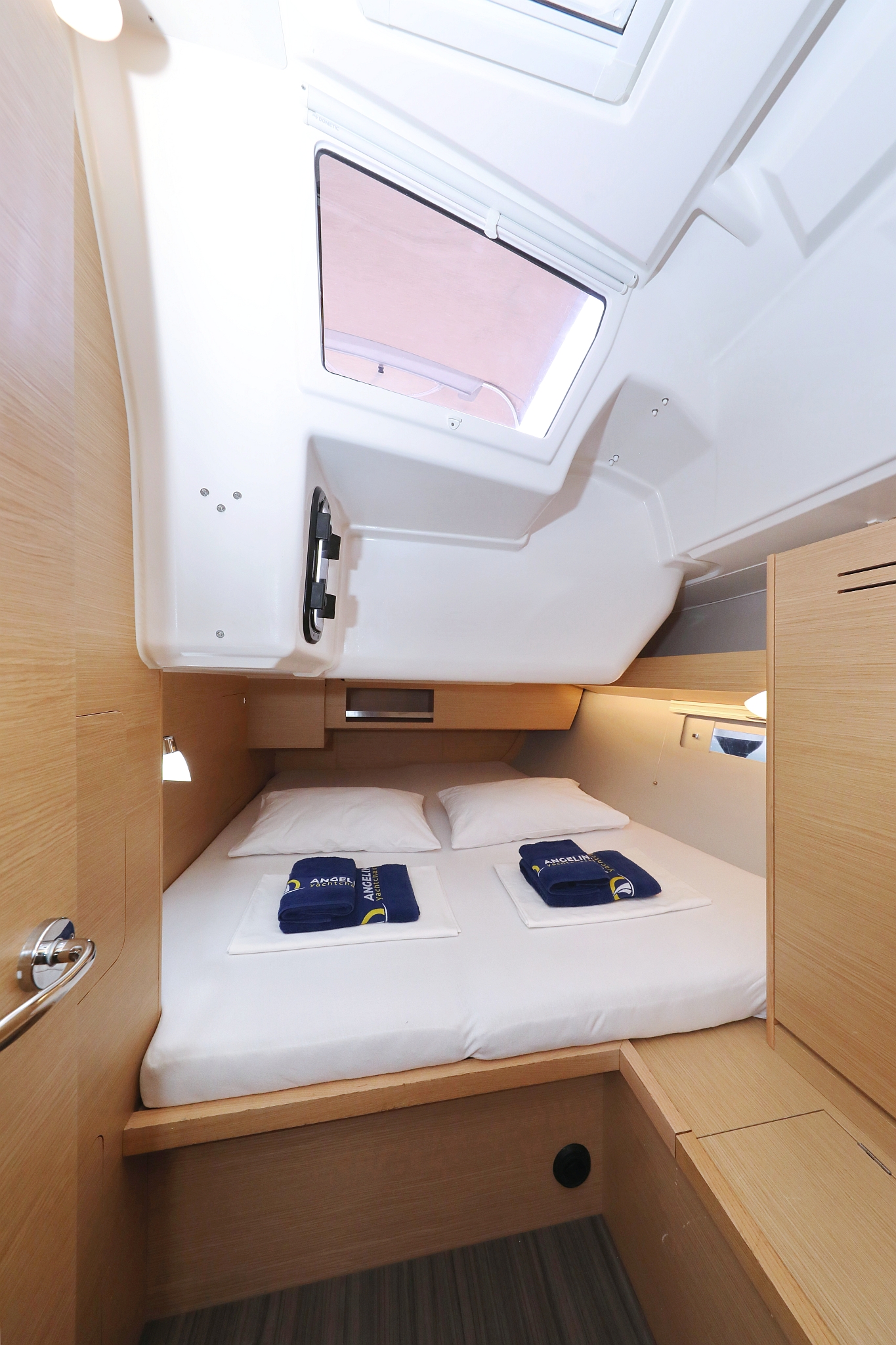 Dufour 430 - 3 cab. — photo 27