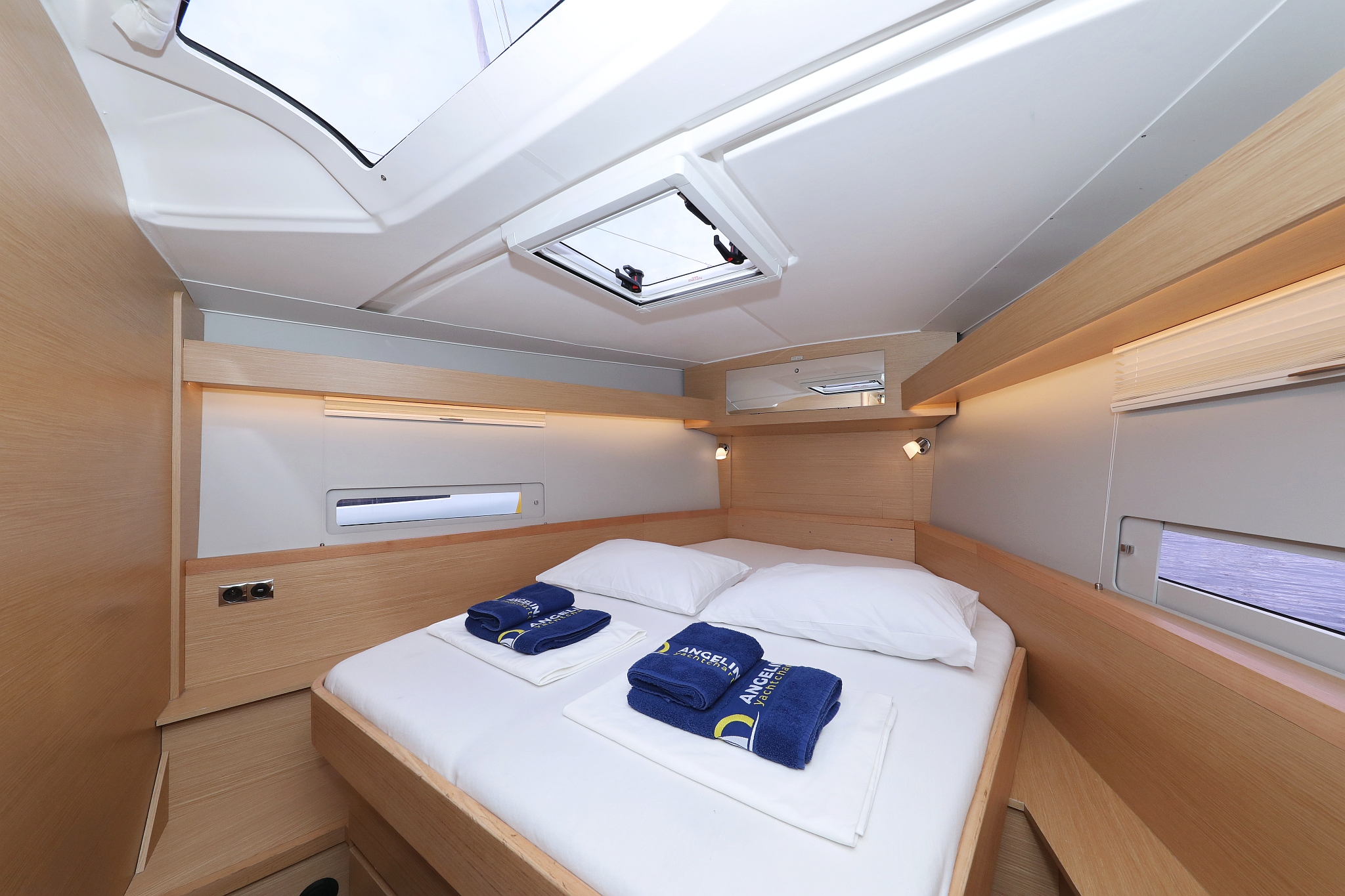Dufour 430 - 3 cab. — photo 30