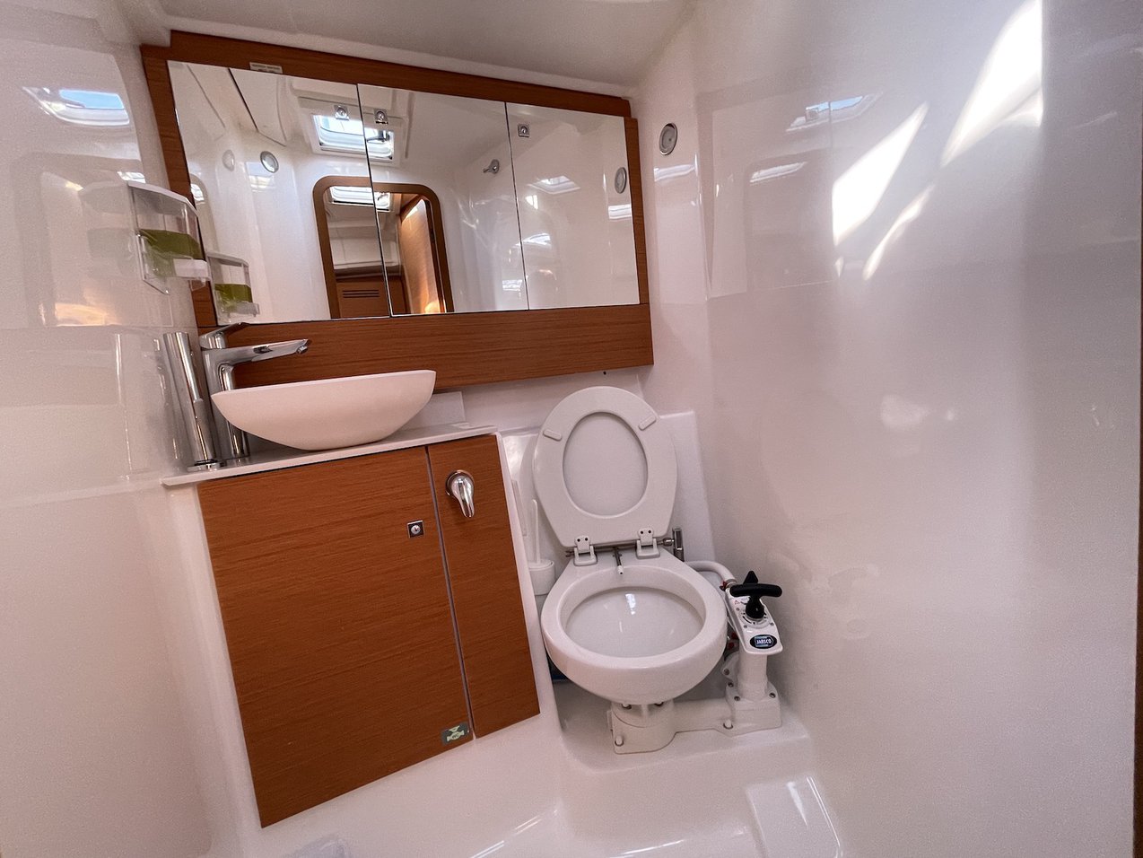 Dufour 430 — photo 10