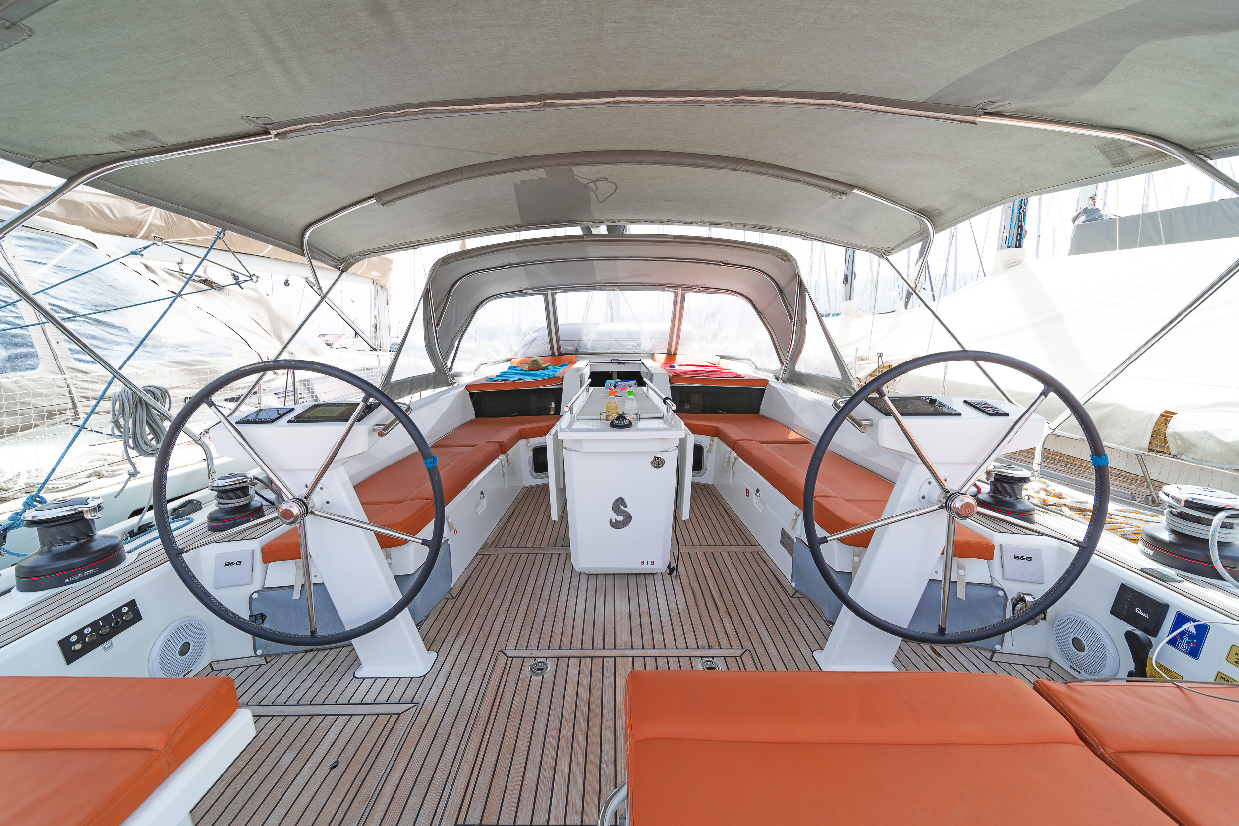 Oceanis 51.1 - 5 + 1 cab. — photo 16