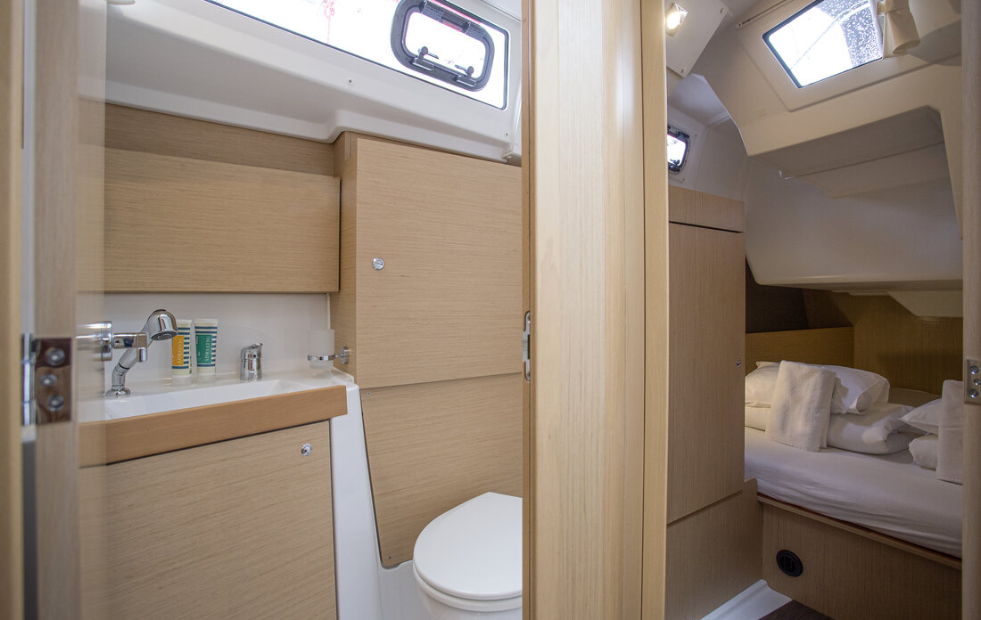 Oceanis 38.1 — photo 20