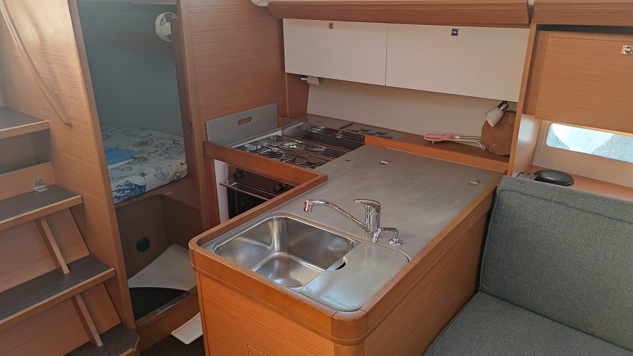 Dufour 360 GL - 3 cab. — photo 12