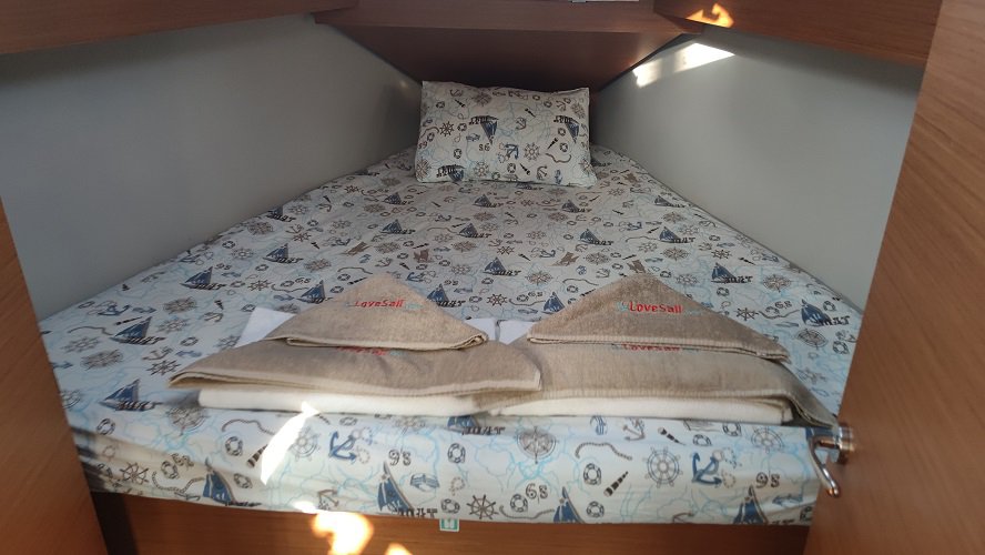 Dufour 360 GL - 3 cab. — photo 15