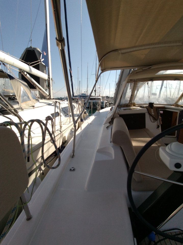 Dufour 430 — photo 35
