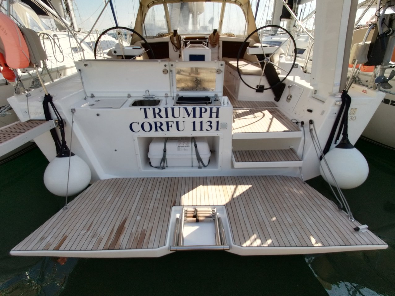 Dufour 430 — photo 36