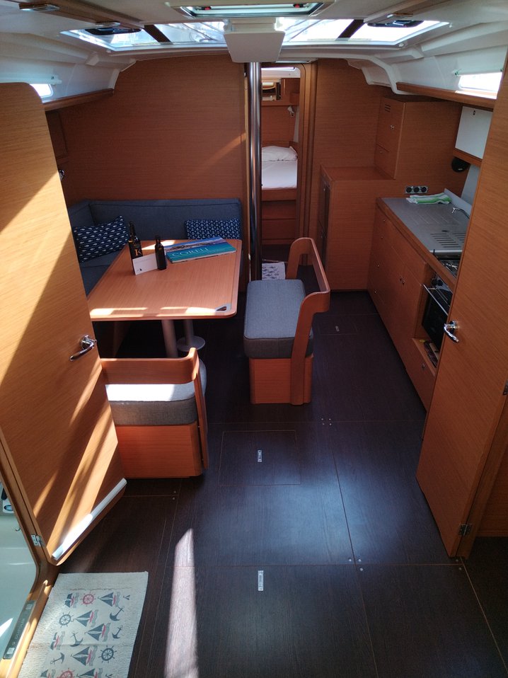 Dufour 430 — photo 17