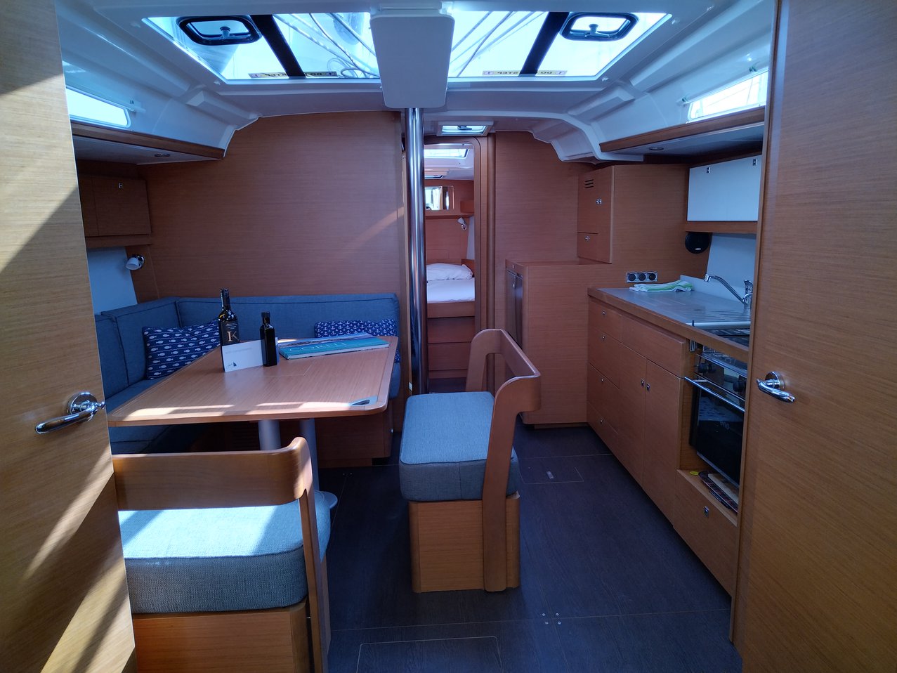 Dufour 430 — photo 18