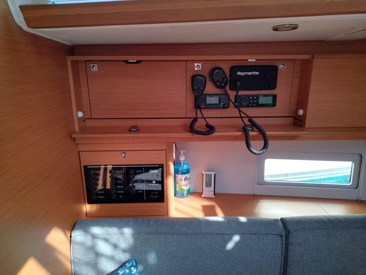 Dufour 430 — photo 20