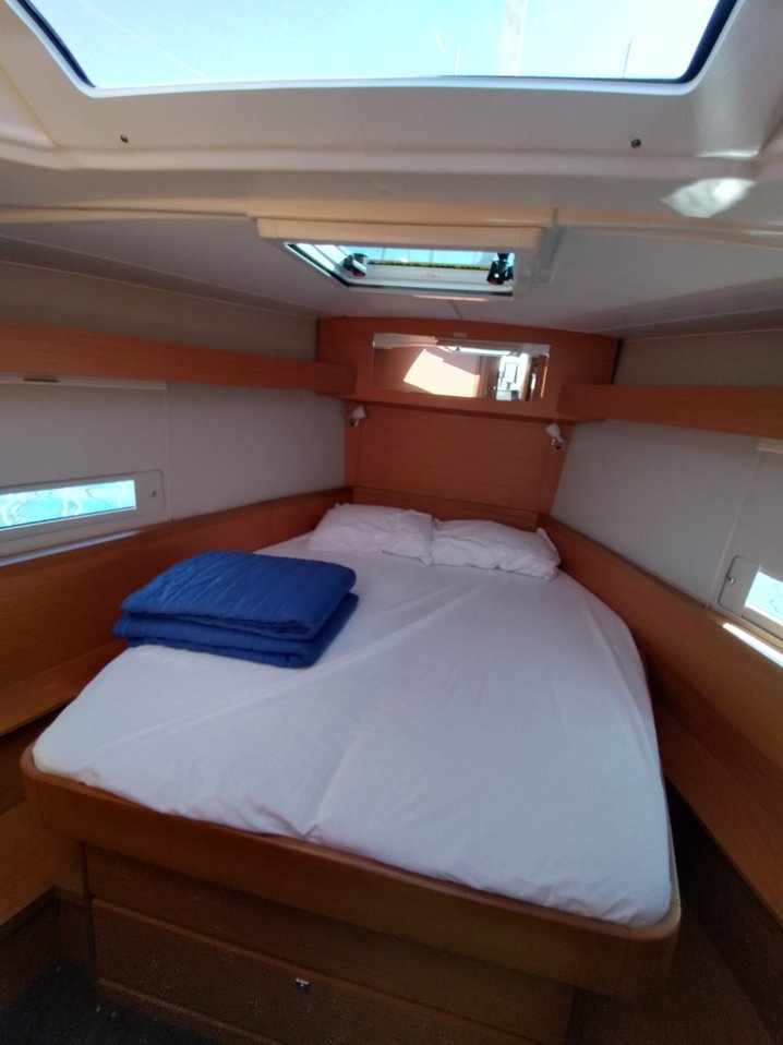 Dufour 430 — photo 28