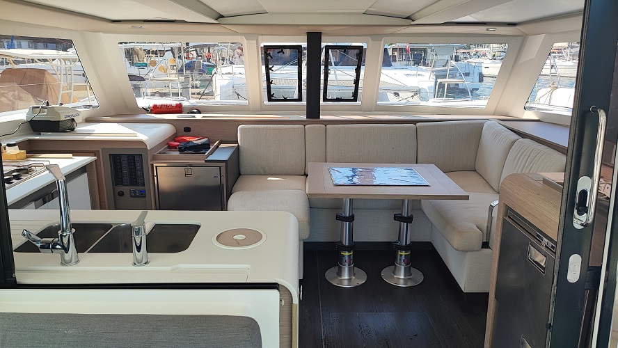 Fountaine Pajot Isla 40 - 4 + 1 cab. — photo 9