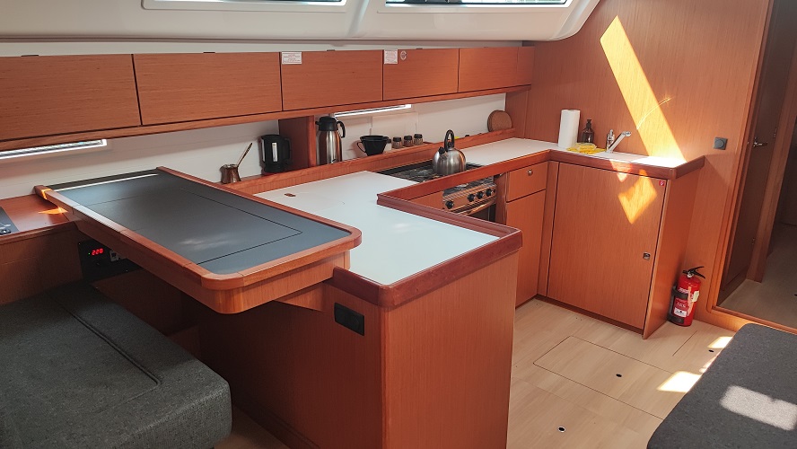 Bavaria Cruiser 51 — photo 7