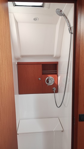 Bavaria Cruiser 51 — photo 13