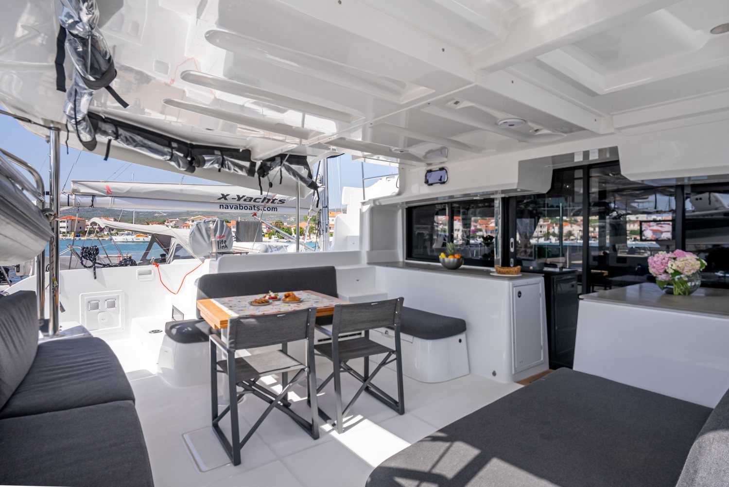 Lagoon 46 - 4 + 2 cab. — photo 12