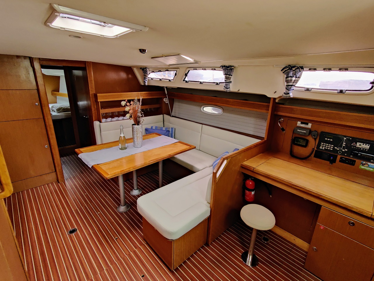 Bavaria 47 Cruiser — photo 6