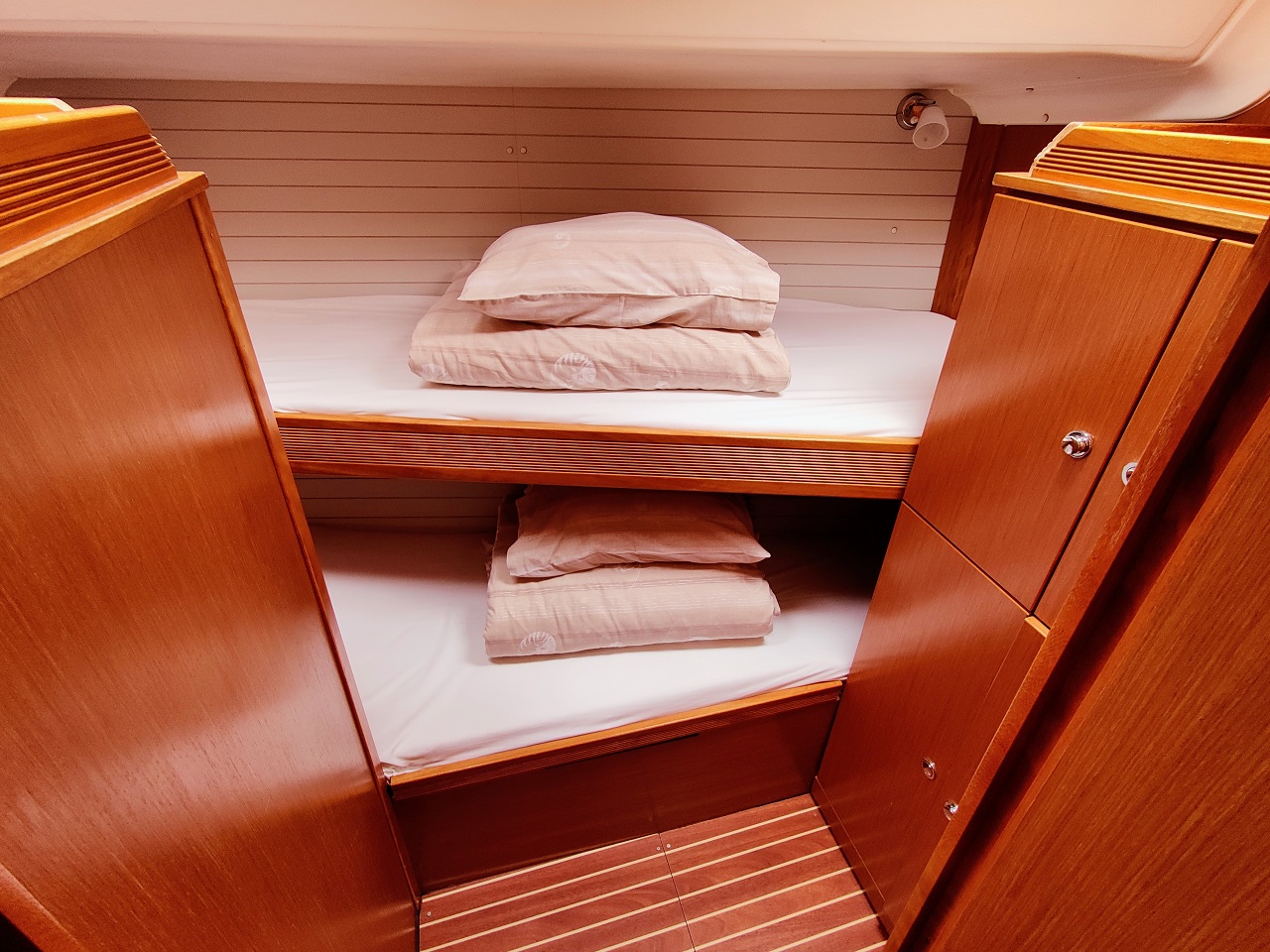 Bavaria 47 Cruiser — photo 14