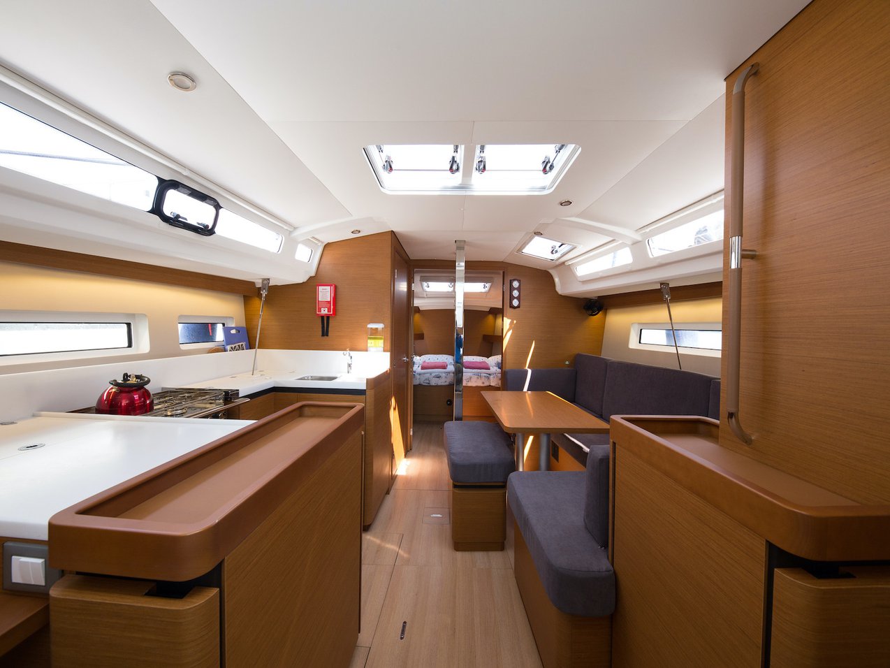 Sun Odyssey 440 - 4 cab. — photo 4