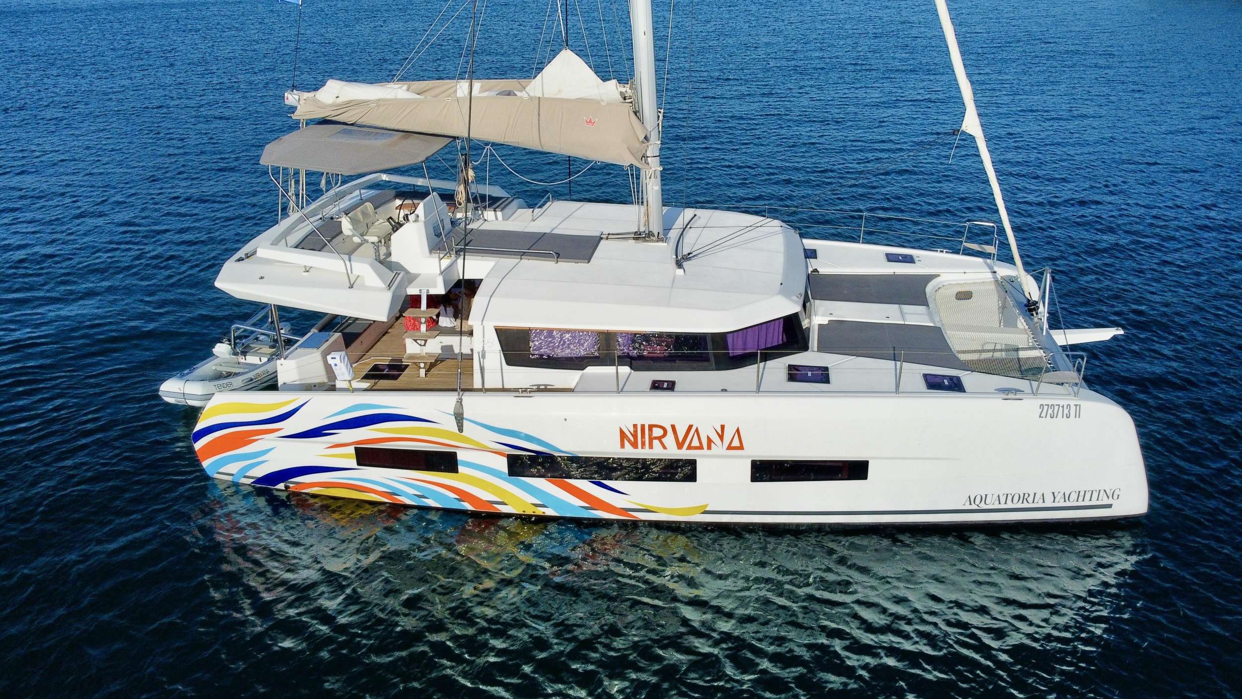 Dufour 48 Catamaran - 5 + 1 cab. — photo 3