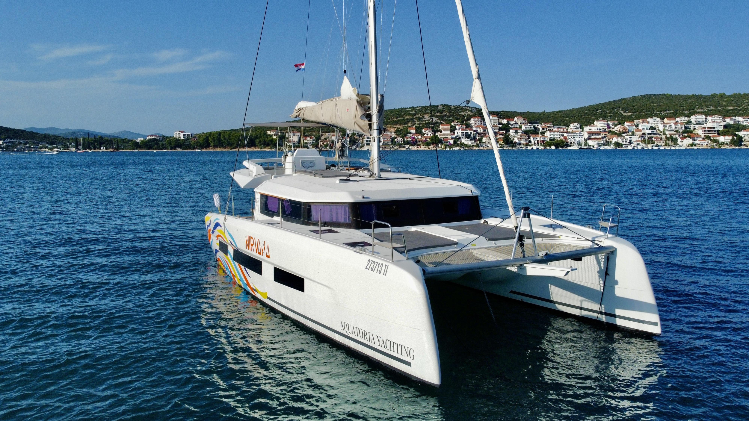 Dufour 48 Catamaran - 5 + 1 cab. — photo 4