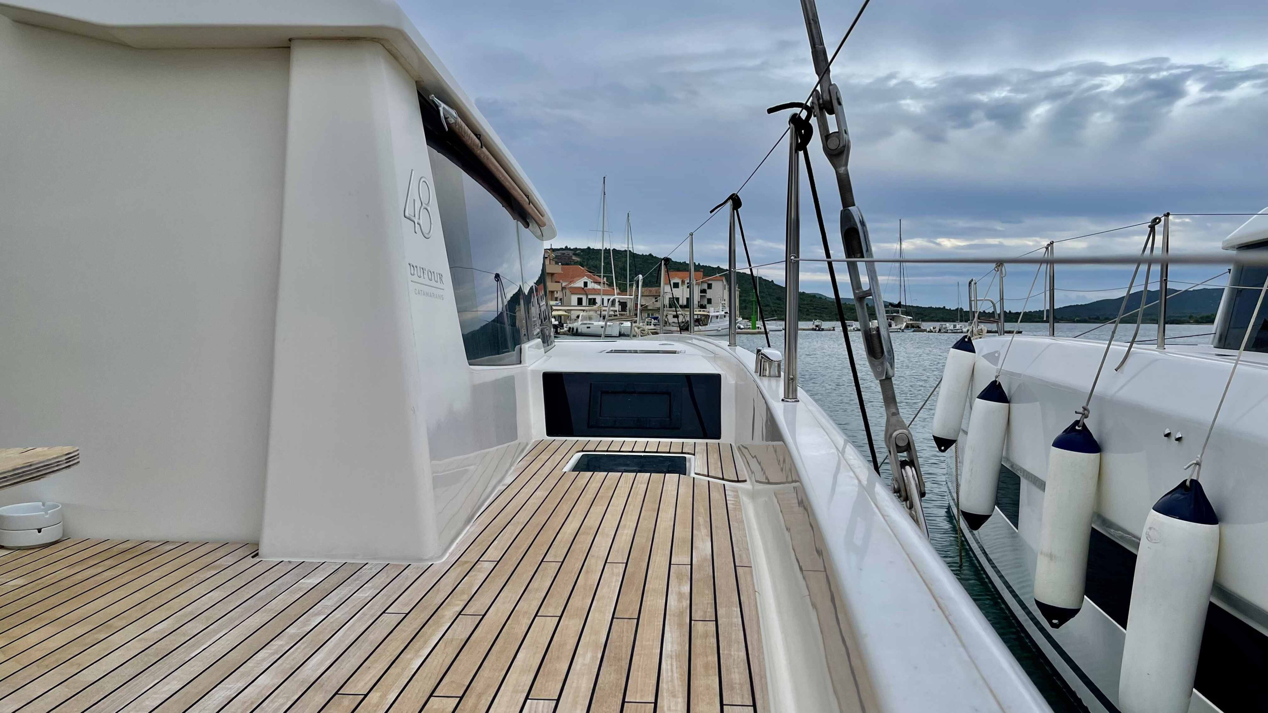 Dufour 48 Catamaran - 5 + 1 cab. — photo 17