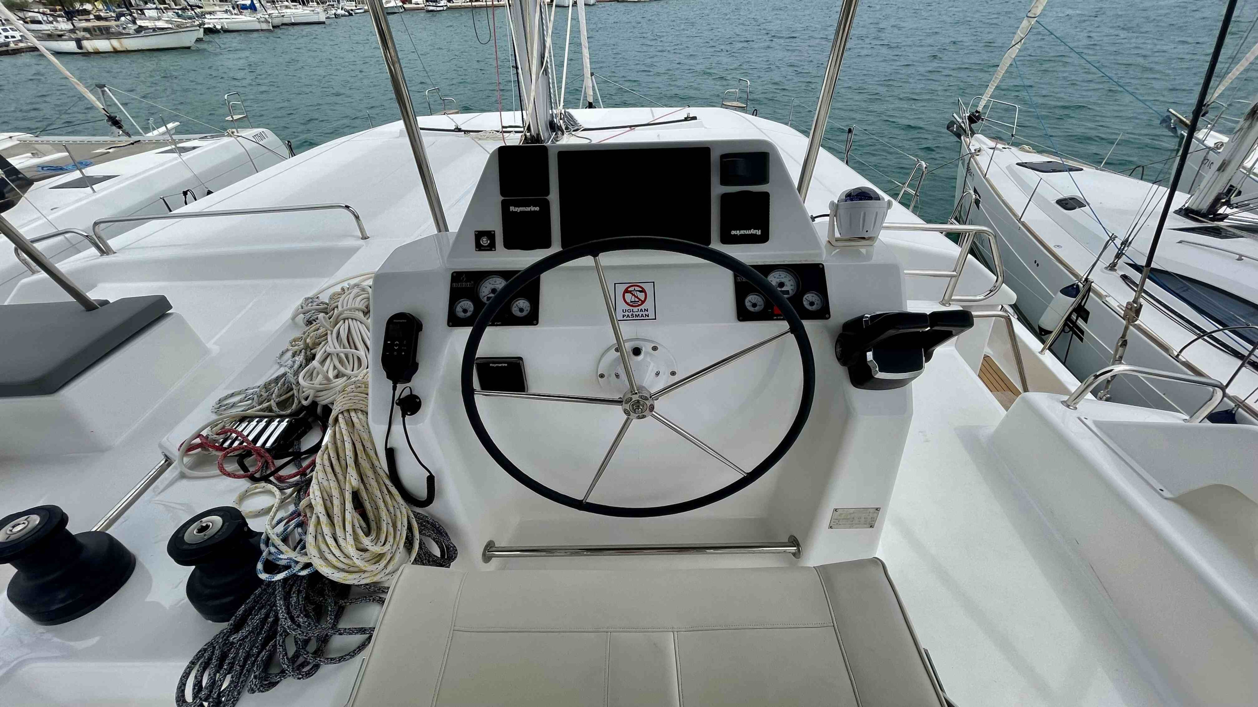 Dufour 48 Catamaran - 5 + 1 cab. — photo 27