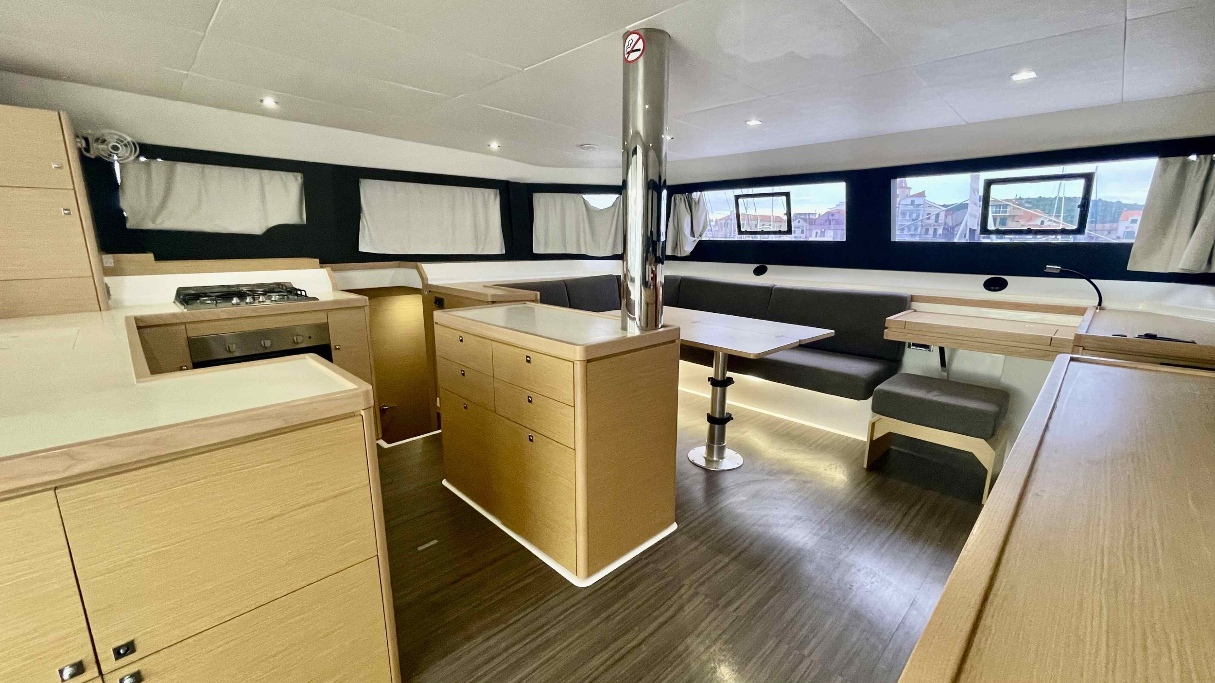 Dufour 48 Catamaran - 5 + 1 cab. — photo 28