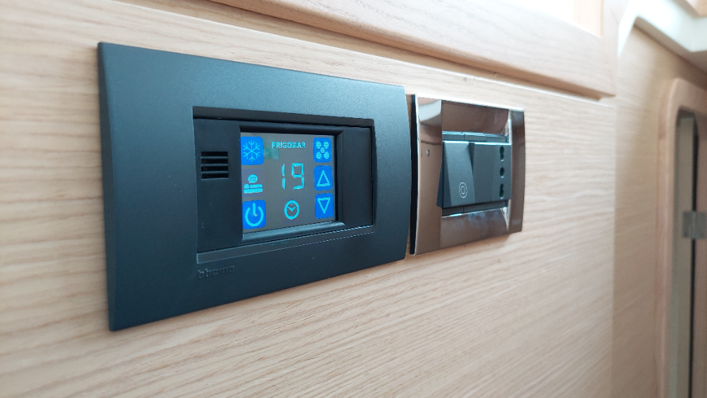 Dufour 48 Catamaran - 5 + 1 cab. — photo 31