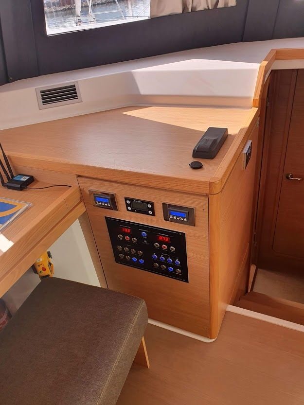 Dufour 48 Catamaran - 5 + 1 cab. — photo 34