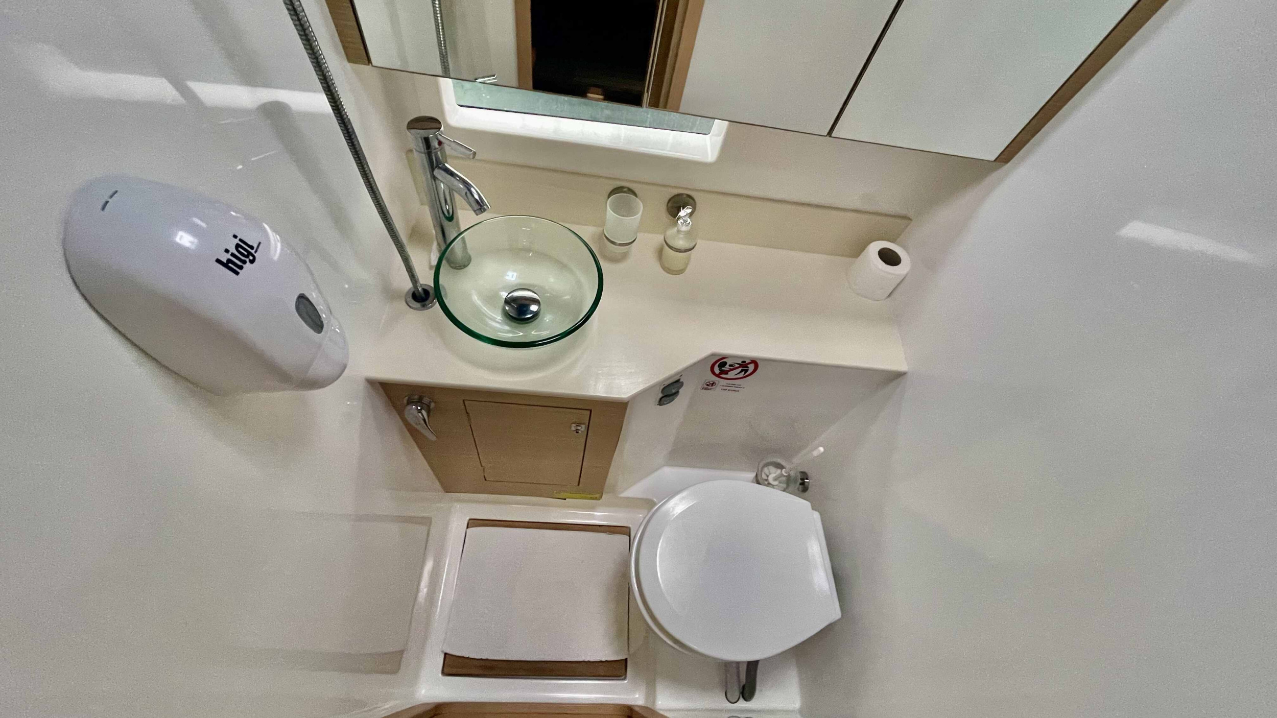 Dufour 48 Catamaran - 5 + 1 cab. — photo 46